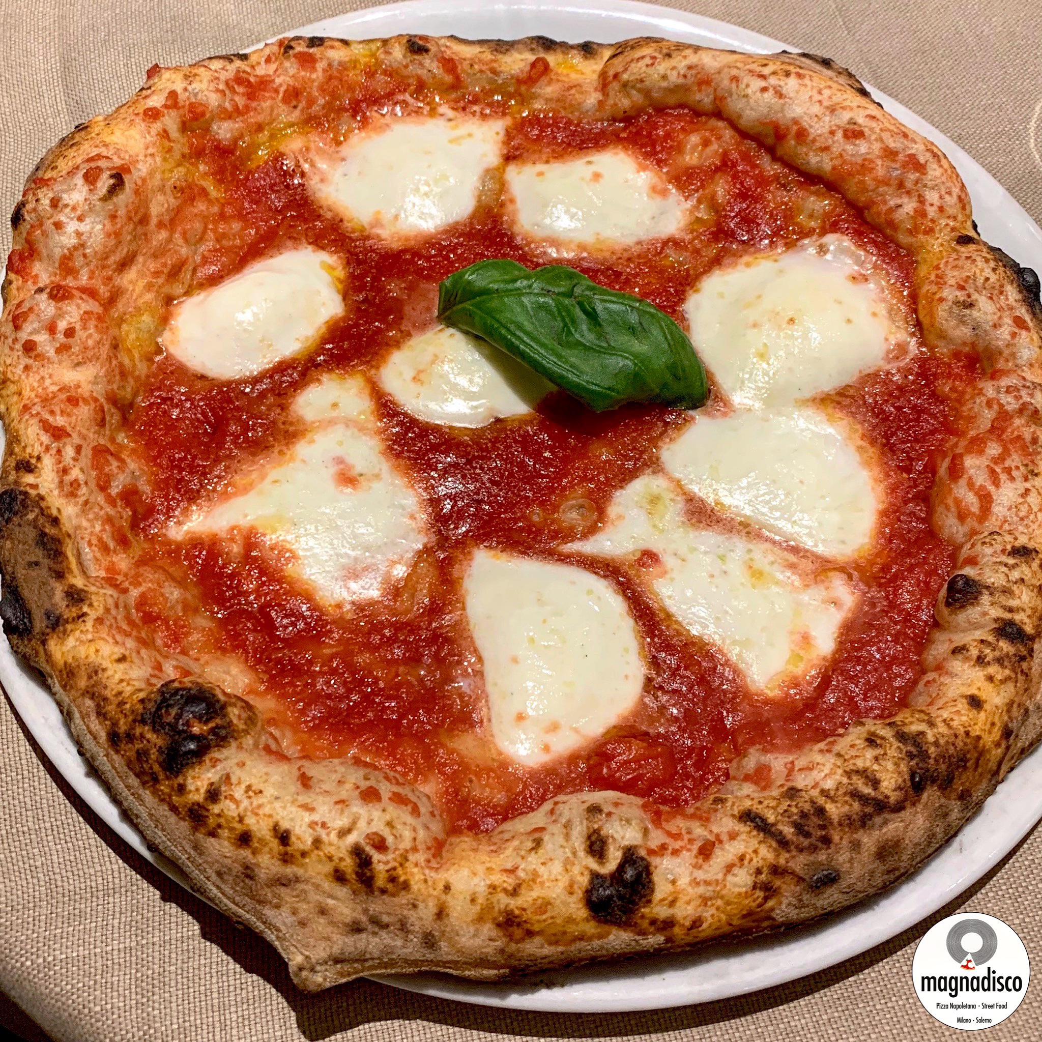 Margherita solopizza via solari